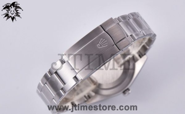 Oyster Perpetual 39mm 114300 - Image 9