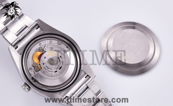Oyster Perpetual 39mm 114300 - Image 12