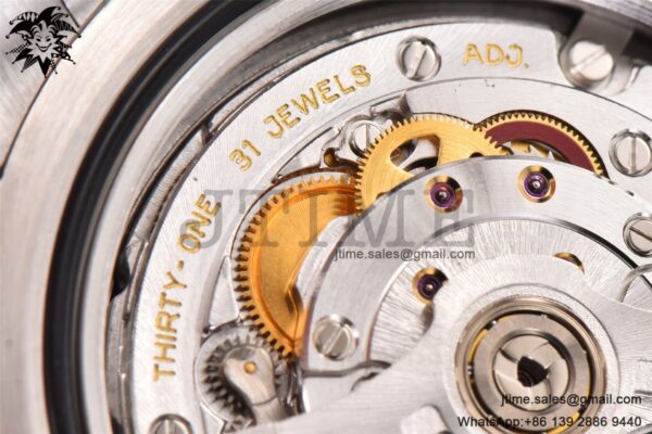 Sea-Dweller 4000 Baselworld 126600 ARF - Image 24
